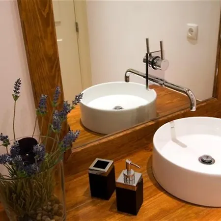 Charming 4 Bedroom Apartment In Lisbon Lisboa
